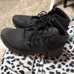 Adidas men’s boots basketball for $20