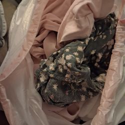Baby girl clothes from 2 to 5 years