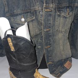 Men’s  S Guess Denim Jacket And Dingo Boots Size 8.5 