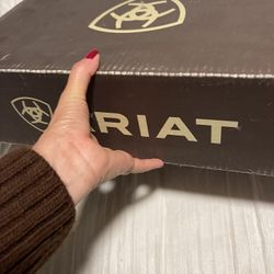 Woman’s Ariat Boots 