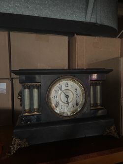 MOVING- Seth Thomas Adamantine 4-pillar mantel clock