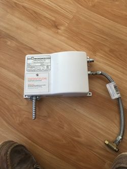 Chronomite instant-flow hot water heater