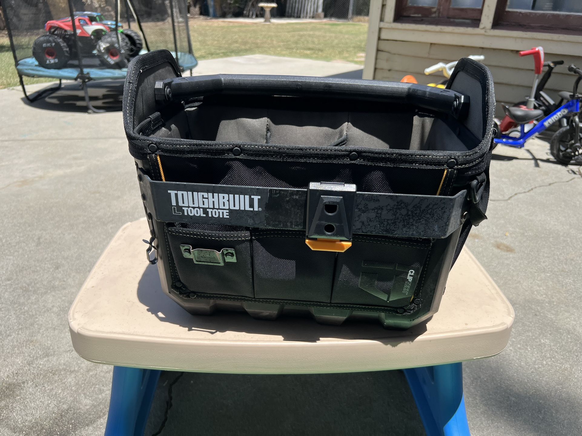 tool tote