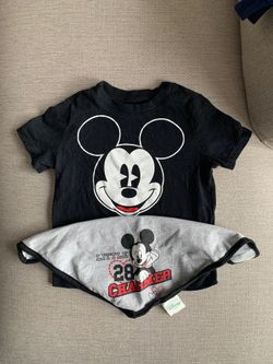 Mickey Mouse T-shirt 18/24 months with bib