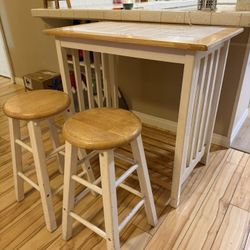 Kitchen Table With Stools 