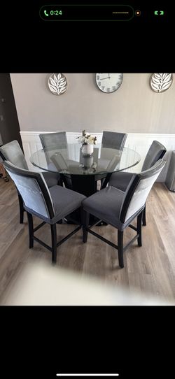 Cosmopolitan Espresso Round Glass Dinning Table 