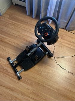 Logitech G29 Steering Wheel With Pedals & Stand (PS5, PS4, PC)