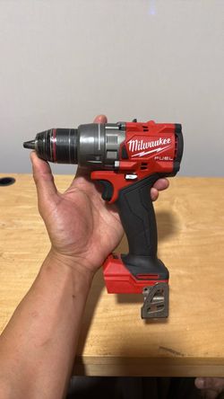 Milwaukee M18 FUEL 18V Lithium-Ion Brushless Cordless 1/2 in. Drill/Driver (Tool-Only)