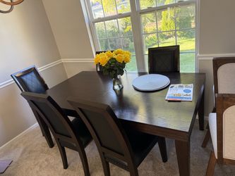 Dinning table