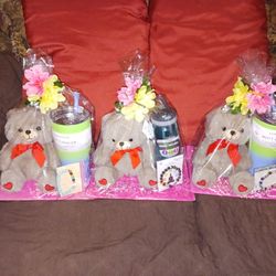 GRADUATION HIFTS $25 EACH