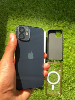 iPhone 12 Mini 64GB Black Mint Condition!