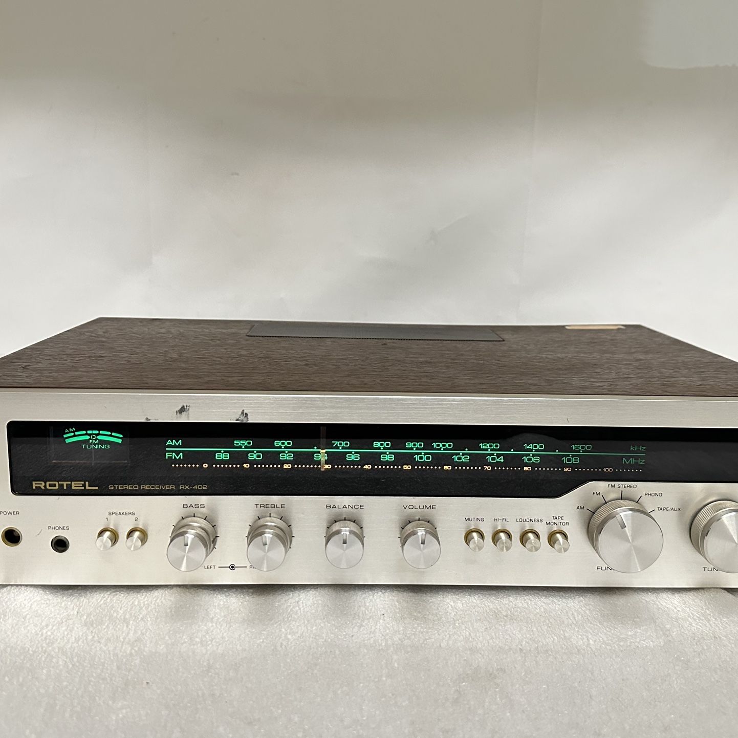 【ジャンク】ROTEL RX-402 チューナー ラジオ アンティーク ジャンク】ROTEL RX-402 チューナー ラジオ アンティーク