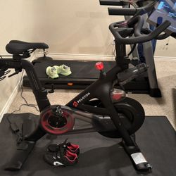 Peloton Clip in Bike