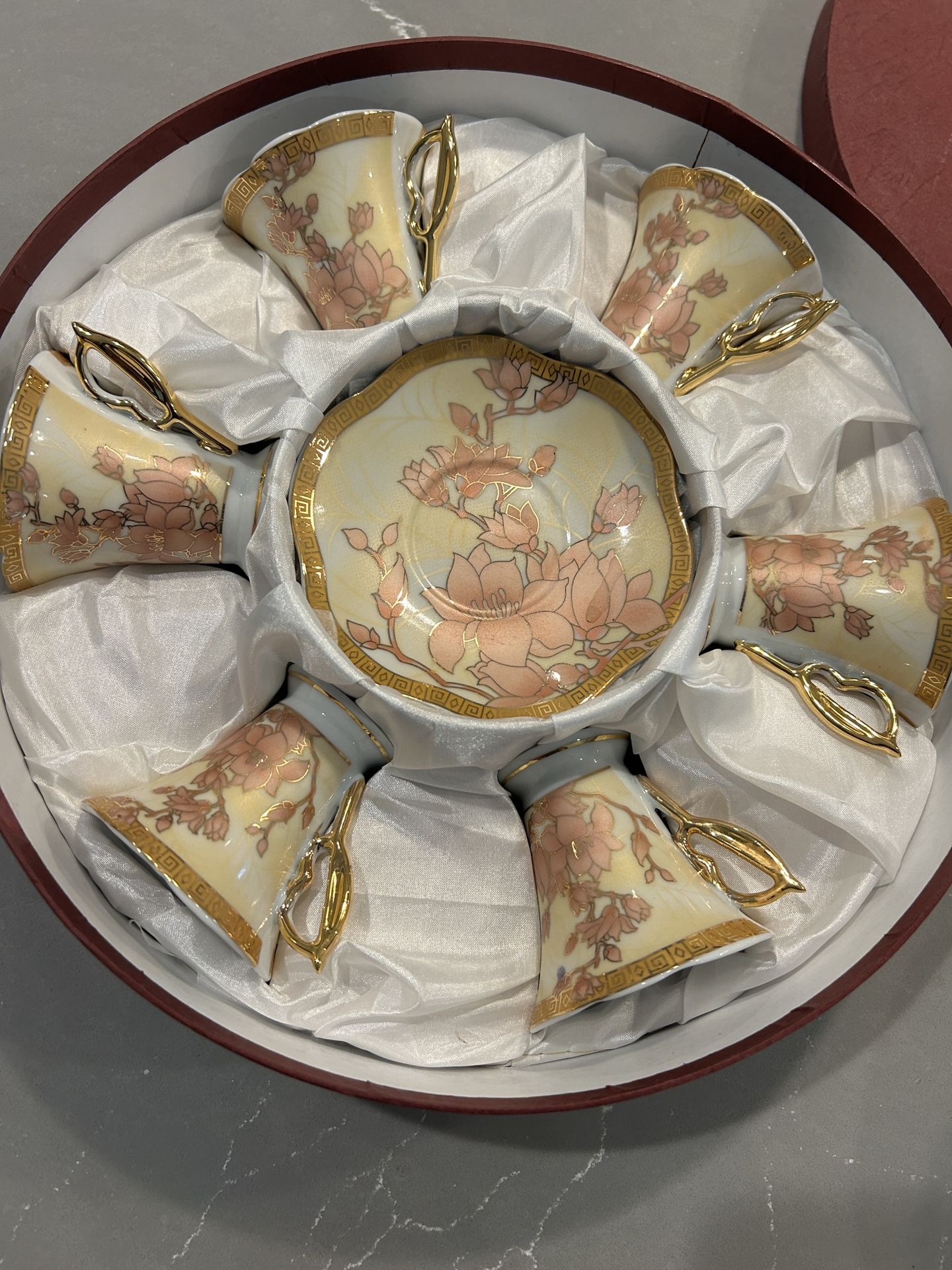 Tea set with Gold Rim