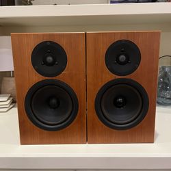 Audiophiles: LINN TUKAN Bookshelf Speakers—Excellent Condition!