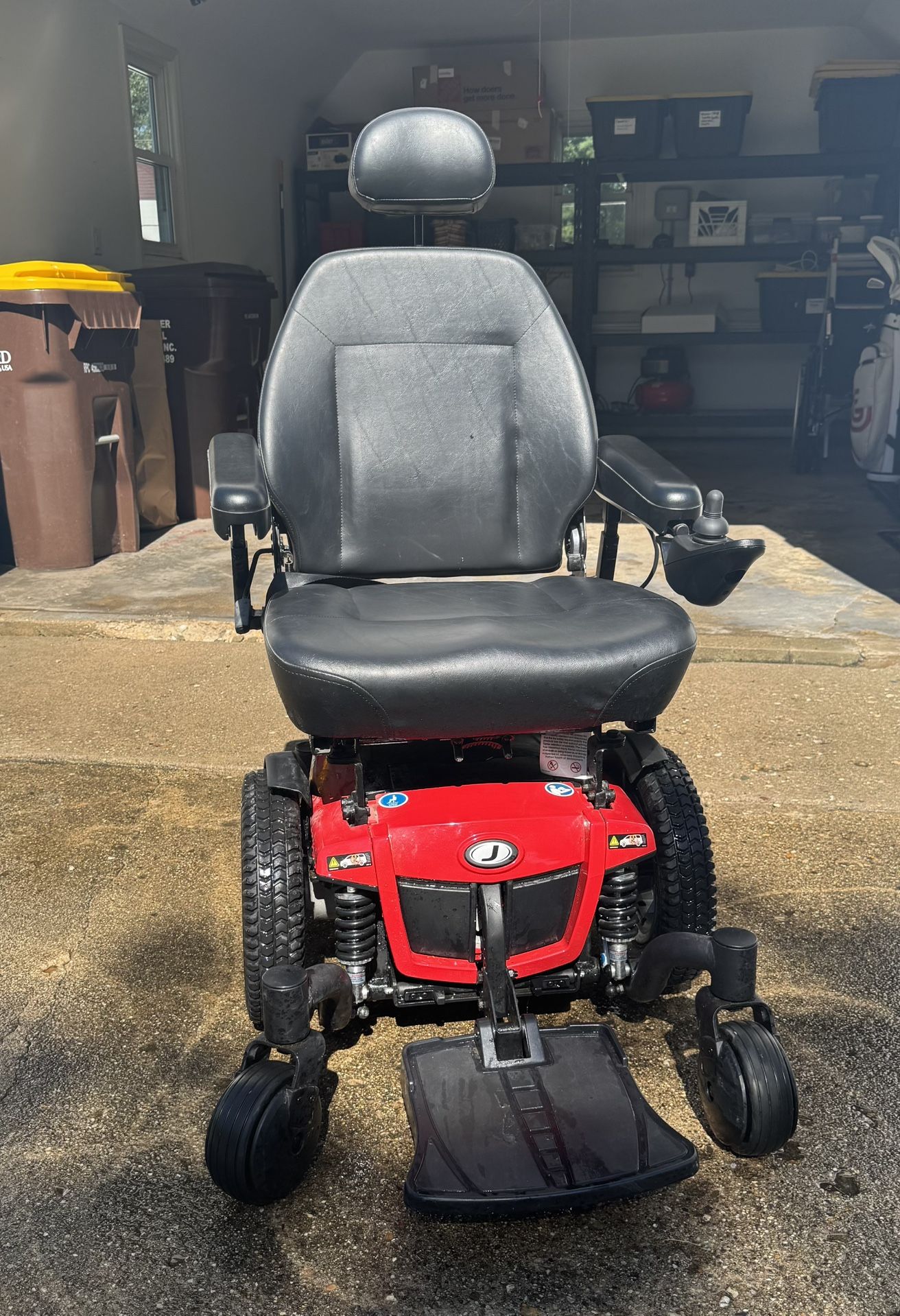 Jazzy 600 ES 25-C Motorized Wheel Chair
