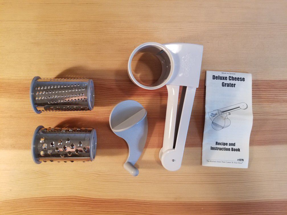 Pampered Chef Cheese Deluxe Rotary Grater 