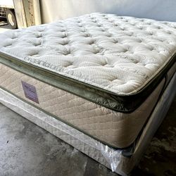 Queen Organic Elite Superior Hybrid Cool Gel Memory Foam Pillow Top 14inch Mattress!!