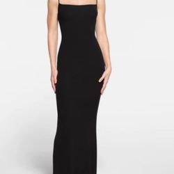Skims Black Long slip dress 