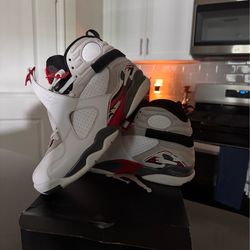 Bugs bunny Jordan 8’s size 8.5
