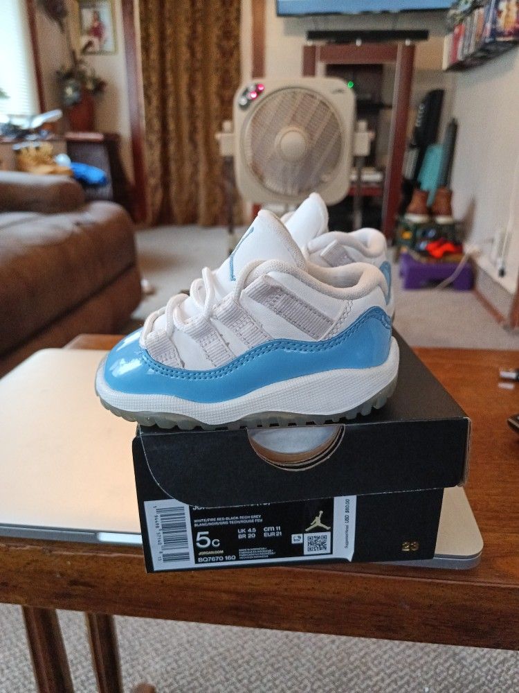 Jordan Retro 11 Size 4c