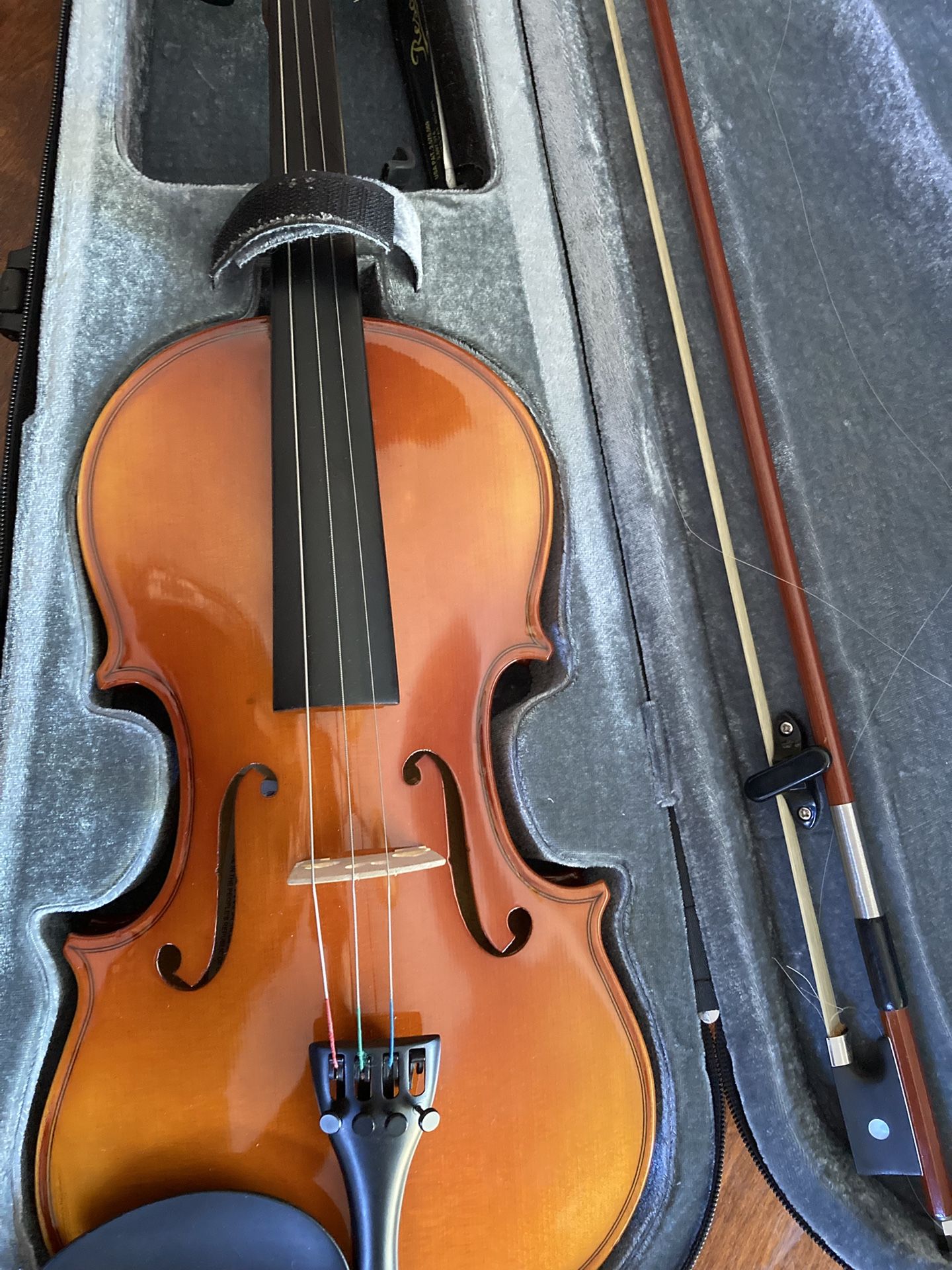 Gently Used Full Size Violin With Case