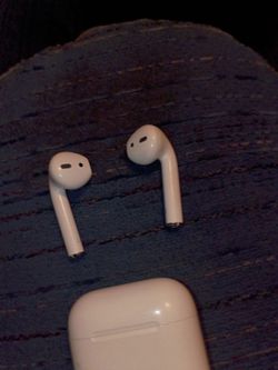 Apple airpods second generation