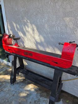 Wood lathe