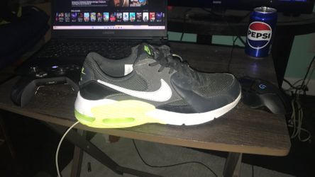 Nike air max mens 9.5