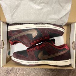 Nike SB Dunk Low Riot Skate Shop Mahogany Red Size 9