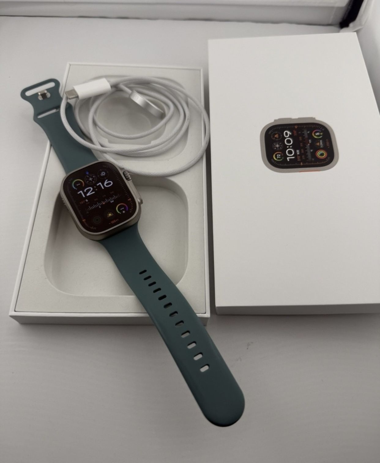 Apple Watch Ultra 2 49MM Titanium Cellular + GPS 