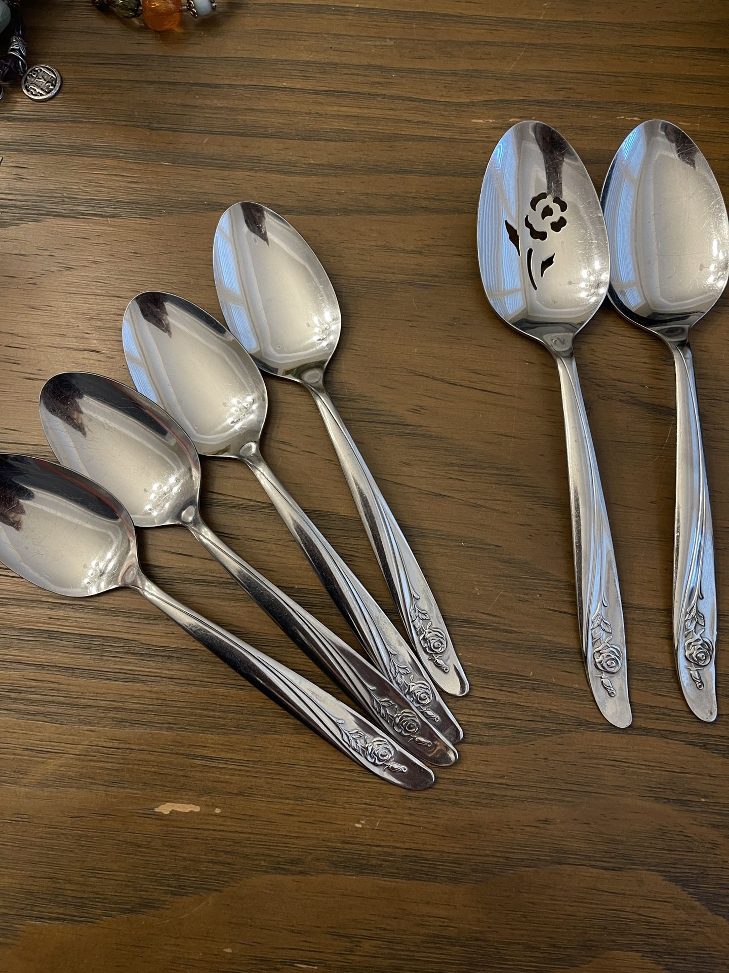 6 Oneida Custom ROSEANNE Rose Petal Stainless Flatware Tablespoons Floral