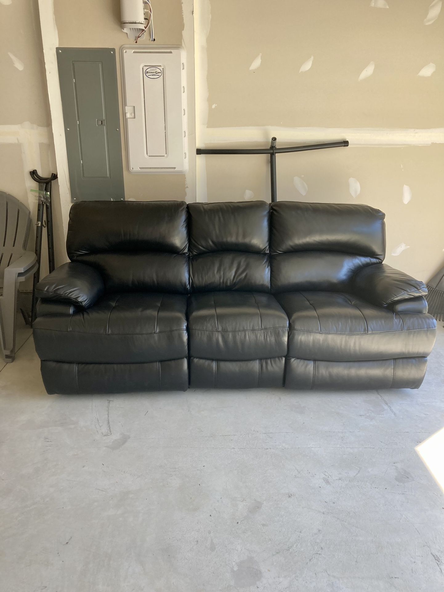 Black Leather Sofa For Sale