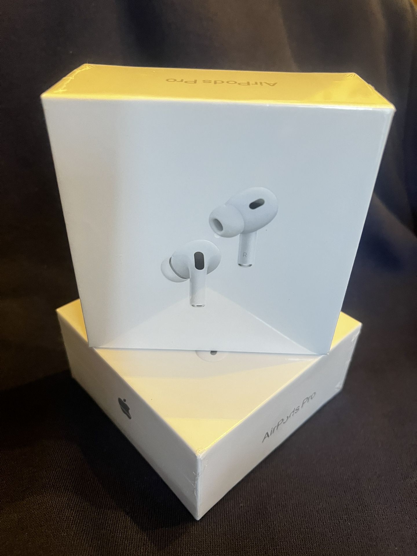  Airpods Pro 2nd Gen (NEW) with magSafe Charging