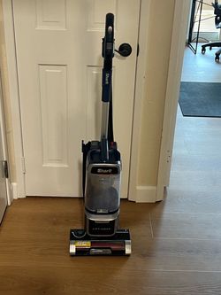 Shark vacuum