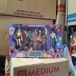 K-POP DEMON HUNTER FIGURES 