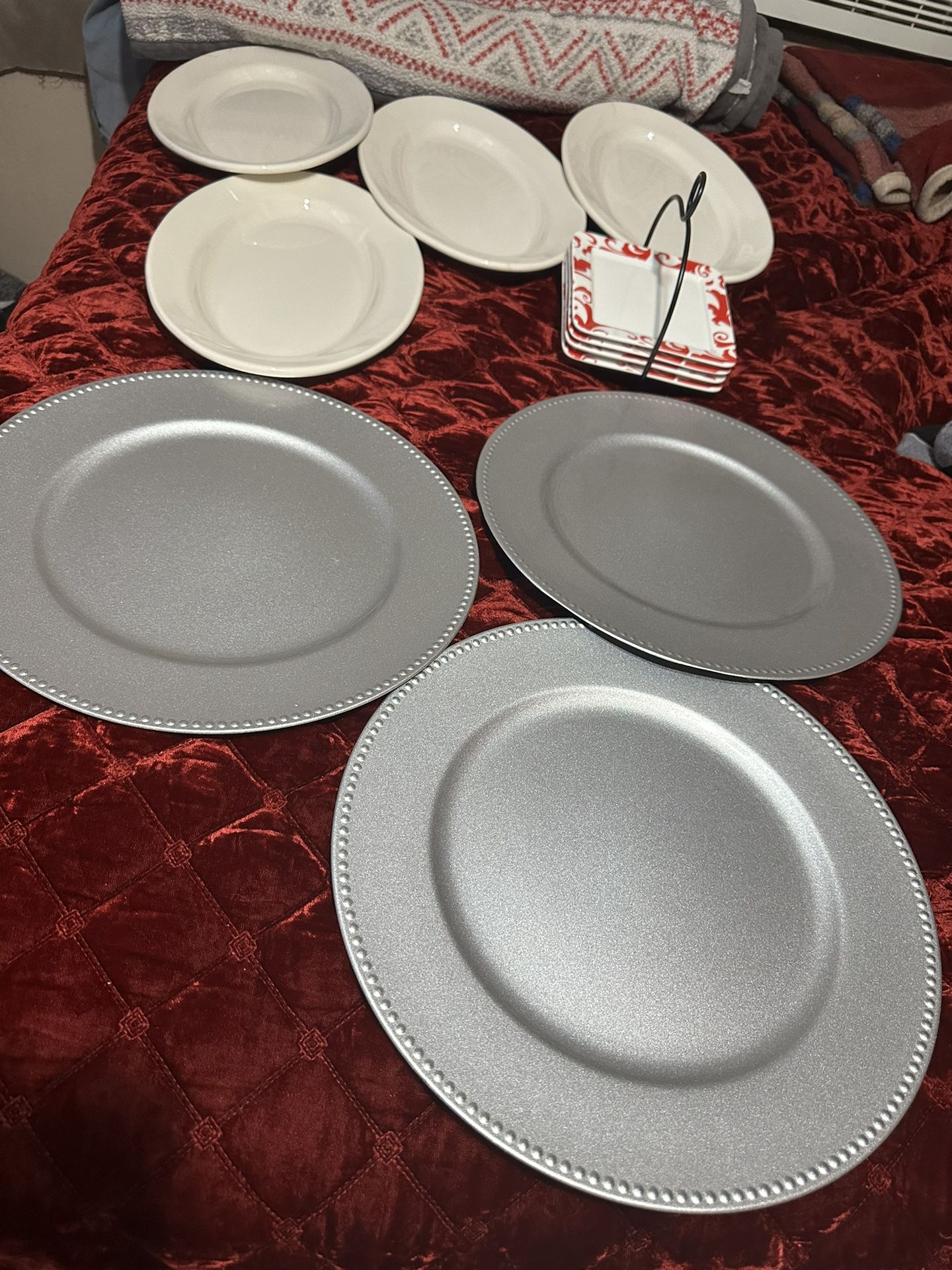 Plates For Your Kitchen 