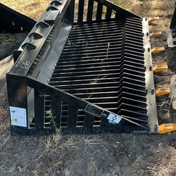 Rock Rake Bucket w/ Teeth 66”