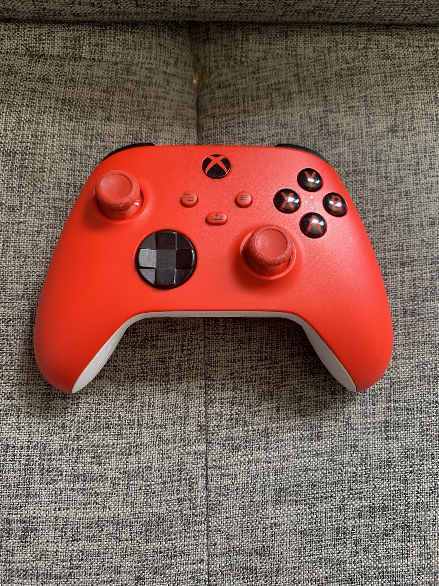 Microsoft Xbox One Wireless Controller - Red