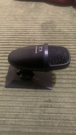 Insignia Microhone
