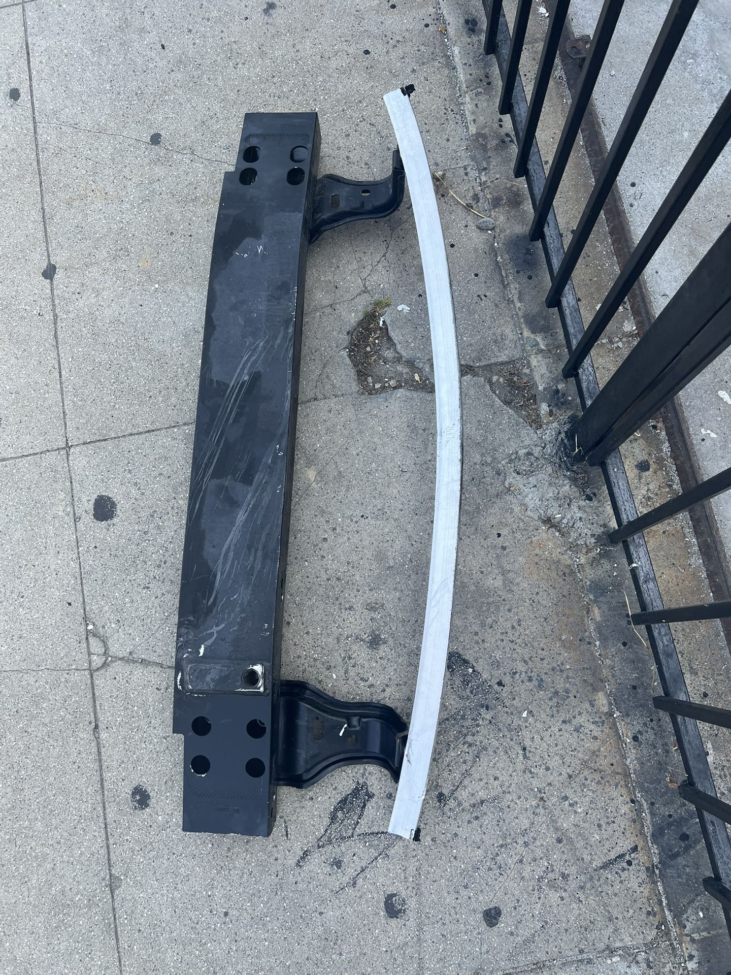 Support Bumper For Infinity Q50 2014-2022