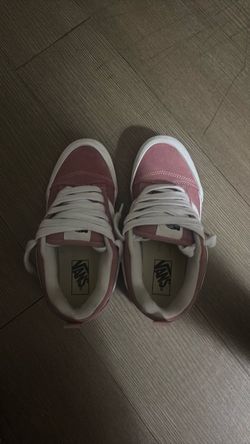 Pink Vans Knu Skool