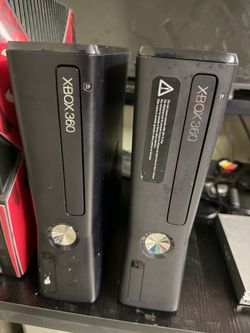 Xbox 360 Slim with Kinect