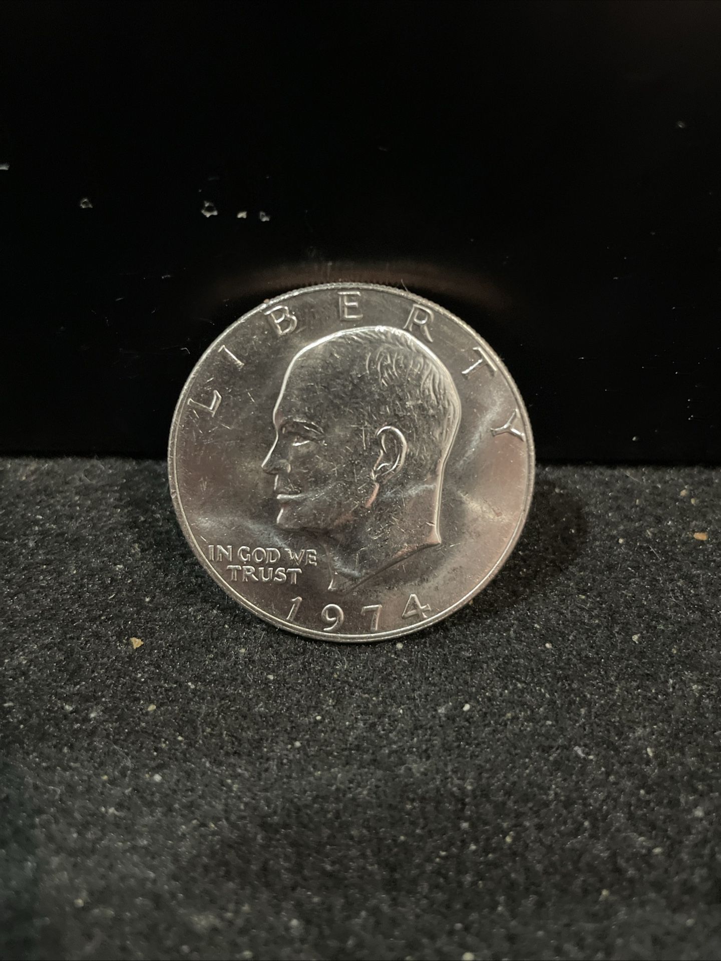 1974 P Brilliant Uncirculated Eisenhower Dollar E-60