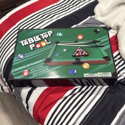 Table Top Pool Game 