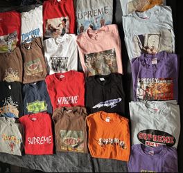 LOT OF SUPREME T SHIRTS SIZE MEDIUM *ALL MUST GO*