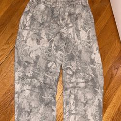 hollister relaxed camo fleece joggers