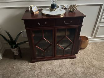 Wine cabinet