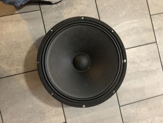 Mackie 15 inches 1000 watts