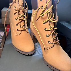 Timberland Women 6 Inch Boot 